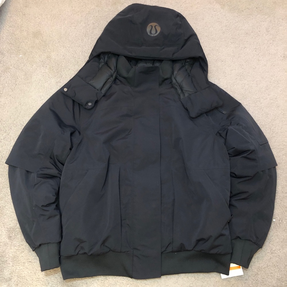 Lululemon Winter Warrior Bomber Jacket Size 8